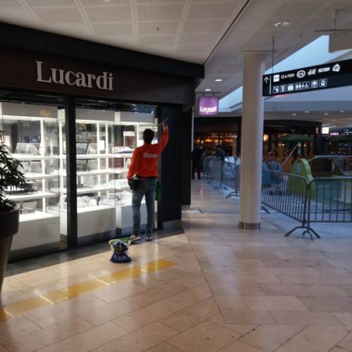 Glasbewassing Lucardi Filiaal Heerhugowaard Oktober 2019