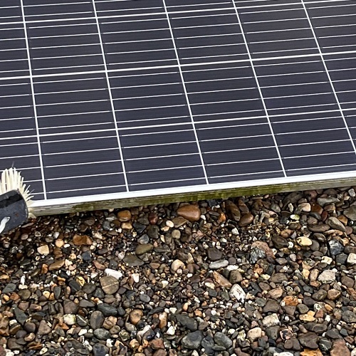 Onderhouden en schoonmaken van zonnepanelen installaties Alkmaar februari 2022