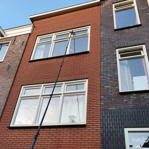 Reinigen kozijnen en glasbewassing vastgoedbeheerder pand Alkmaar januari 2021