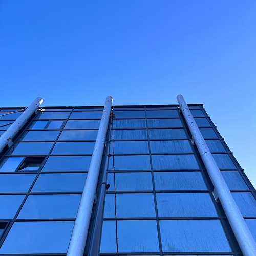 Glasbewassing bij appartementencomplexen Heerhugowaard en Alkmaar December 2022
