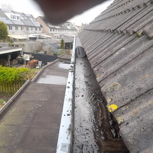 Reinigen dakgoten Butterhuizen Heerhugowaard April 2026