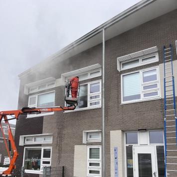 Reinigen aluminium gevelrooster school Heerhugowaard December 2022