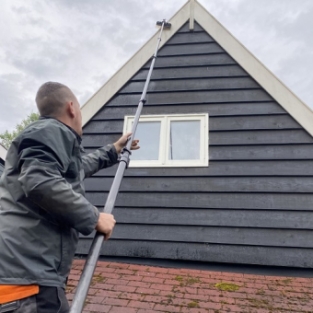 Reiniging boeidelen woning particulier Nieuwendammerdijk Amsterdam Juni 2021