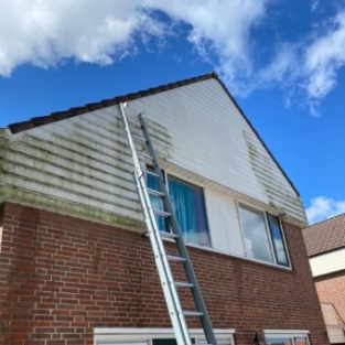 Reiniging boeidelen en glasbewassing woning Bergen aan Zee (NH) Juli 2020