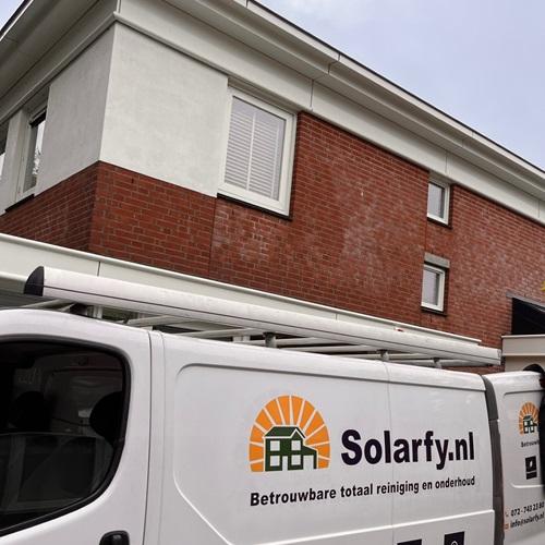 Reinigen boeidelen, dakkapel, kozijnwerk en ramen woningen Heiloo mei 2024