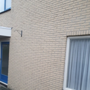 Gevel reiniging en impregneren straat Heerhugowaard Butterhuizen januari 2021