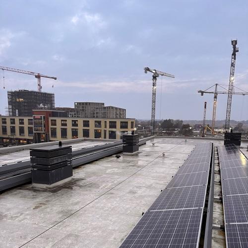 Reinigen gecoat dak Stationsplein Heerhugowaard Januari 2026
