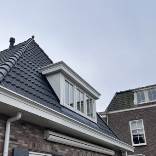 Reiniging dakkapellen en schoonmaken zonnepanelen Vinkeveen April 2022