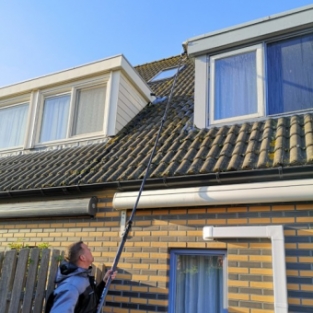 Reiniging dakkapel woning particulier Hensbroek november 2019