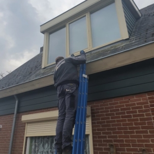 Reiniging schilder houtwerk woning particulier Zijderveld April 2021