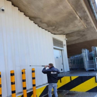 Periodiek totaal onderhoud Albert Heijn supermarkt Nederland April 2020