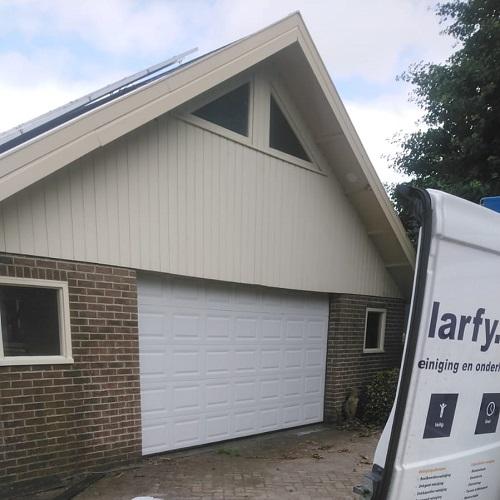 Reinigen houtwerk en glasbewassing woning Venhuizen Juli 2025