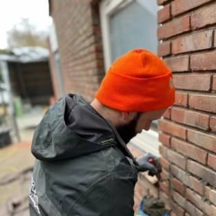 Voegwerk plaatsen na gevelrenovatie Heerhugowaard woning particulier December 2021