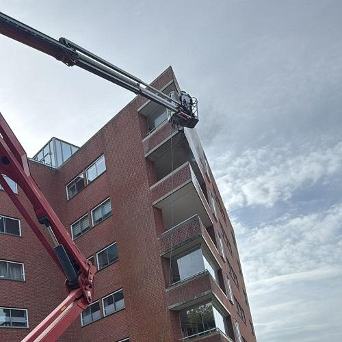 Gevel reinigen rondom complex Jade Heerhugowaard Mei 2025