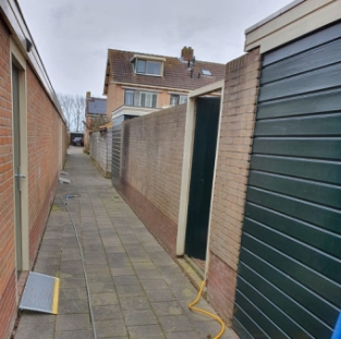 Reiniging gevel stoomcleaning buitenmuur woning de Goorn April 2021