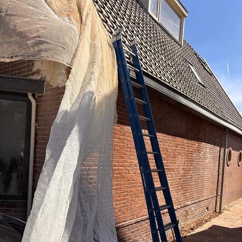 Reiniging en impregneren buitengevel schoolgebouw Hoorn, april 2025