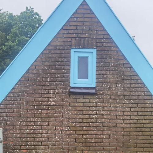 Reiniging, gevelrenovatie en glasbewassing woning Koedijk Juni 2026