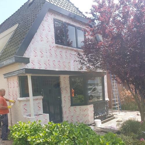 Reiniging en impregneren buitengevel schoolgebouw Hoorn, april 2025