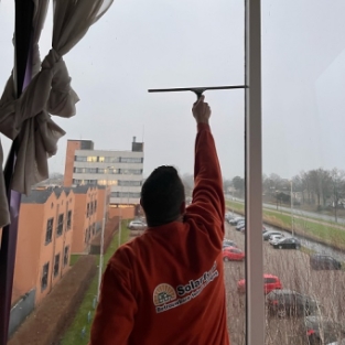 Bouwoplevering schoonmaak ramen en vensterbanken Heerhugowaard Januari 2022