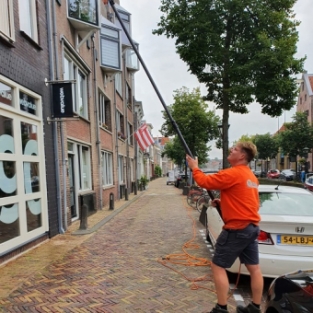 Glasbewassing en schoonmaken kunststof kozijnen Oudorp Alkmaar Augustus 2021