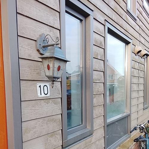 Reiniging kunststof kozijnen, ramen, deuren en gevelbekleding Vroonermeer Oudorp Maart 2026