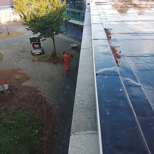 Reinigen en hydrofoberen betonnen dakranden Bergermeer Alkmaar oktober 2026