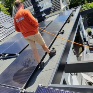 Zonnepanelen onderhoud en schoonmaak woning particulier Nieuwe Niedorp Juli 2020