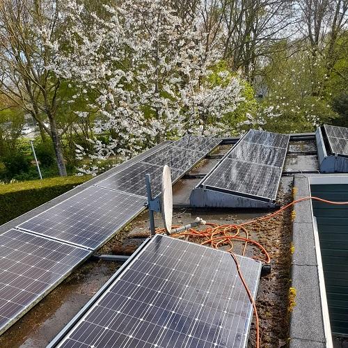 Reiniging zonnepanelen en glasbewassing in Hoorn-Noord April 2026