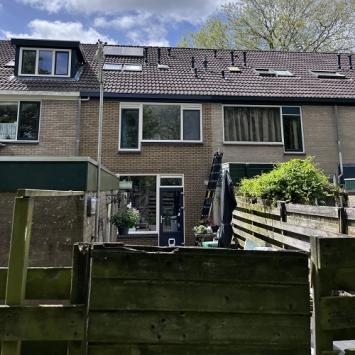 Gevelrenovatie voor,- en achterzijde woning Planetenwijk Heerhugowaard Mei 2023