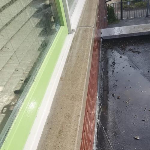 Reinigen boeidelen, kozijnen en balustrades Heerhugowaard Bomenwijk juni 2026