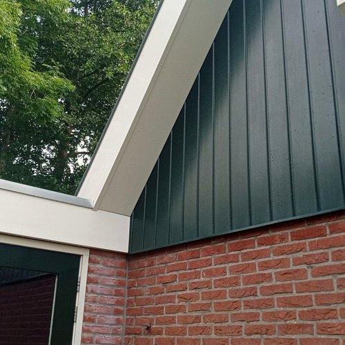 Reinigen gevelbekleding, boeidelen en zonnepanelen Zuid-Scharwoude Duizend Eilandenrijk juni 2026