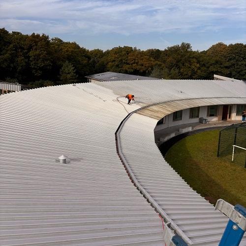Reinigen dakbeplating en houtwerk Zorginstelling Castrium Okobter 2025