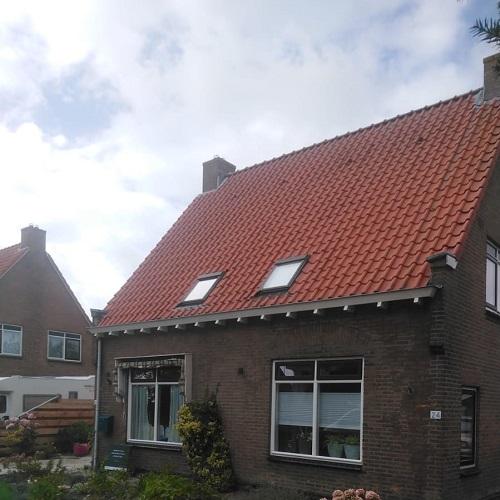 Reiniging gevelbekleding en dakgoten ’t Zand September 2025