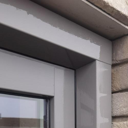 Reinigen galerijen en kozijnwerk Nieuwe Langestraat IJmuiden februari 2026