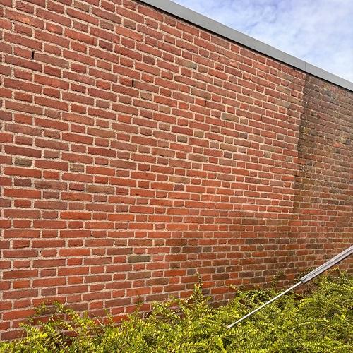 Vervangen voegwerk en reiniging kunststof in Akersloot West Juli 2025