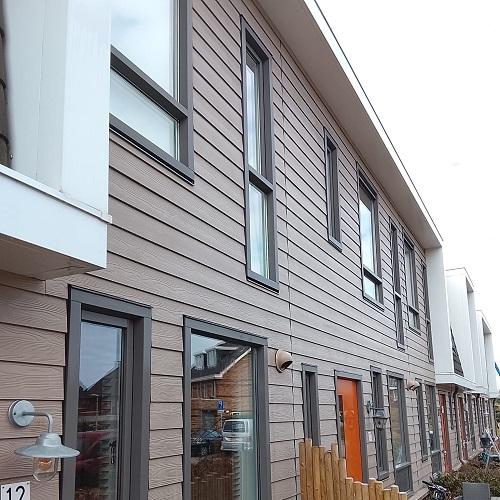 Reiniging kunststof kozijnen, ramen, deuren en gevelbekleding Vroonermeer Oudorp Maart 2026