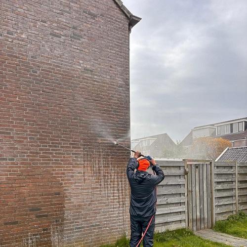 Reiniging kopgevels en dakgootranden Zuidscharwoude Oostrand April 2026
