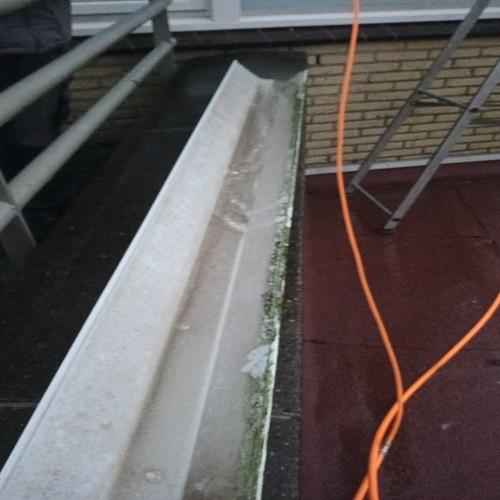 Reinigen binnen en buitenzijde rolluiken in Warmenhuizen Januari 2026