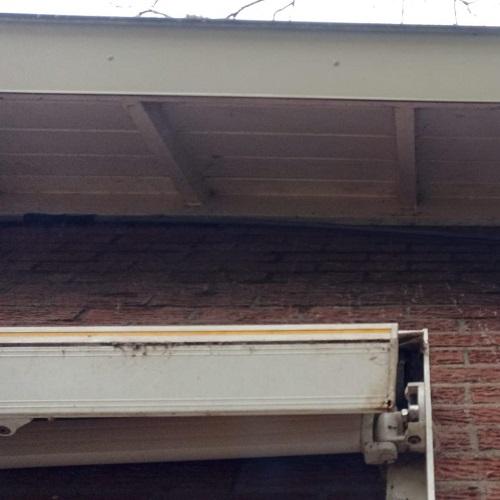 Reiniging kopgevels en dakgootranden Zuidscharwoude Oostrand April 2026