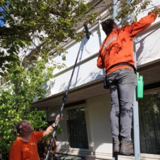 Totale reiniging buitenzijde appartementencomplex voor Vve Amsterdam Mei 2020