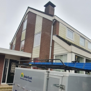 Reiniging gevelbekleding en reiniging boeidelen woning Sint Pancras Februari 2020