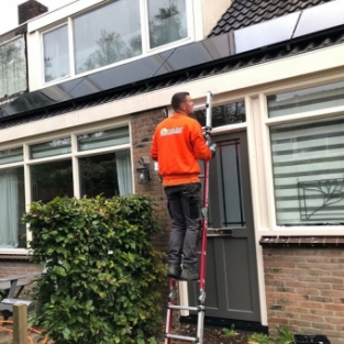 Reiniging gevelbekleding en ander houtwerk woning Heerhugowaard Oktober 2021