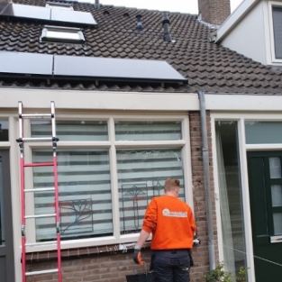 Reiniging gevelbekleding en ander houtwerk woning Heerhugowaard Oktober 2021