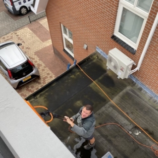 Reiniging kunststof delen buitenzijde woning particulier Hoorn Augustus 2021
