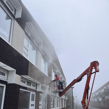 Reinigen aluminium gevelrooster school Heerhugowaard December 2022