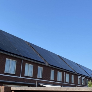 Reiniging zonnepanelen in opdracht van de BAM groep Zoetermeer September 2021