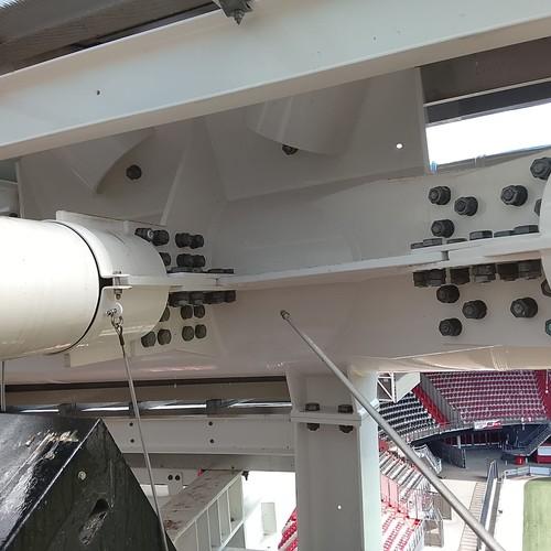Reiniging tribunes en dakconstructie AZ Stadion Alkmaar juni 2026