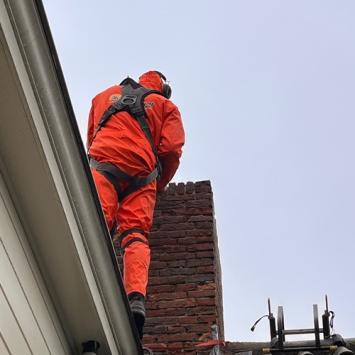 Schoorsteen herstel en renovatie woning Broek op Langedijk februari 2024