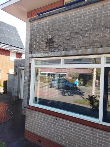 Gevelreiniging en glasbewassing Limmen Centrum Augustus 2026