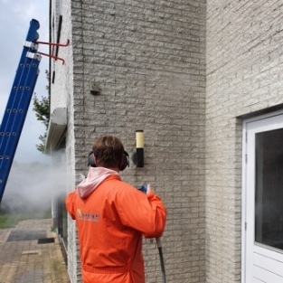 Reiniging gevel woning particulier Huygenhoek Heerhugowaard juni 2021